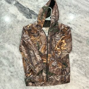 Redhead kids hunting zip up camo jacket size 10-12 (large) with gloves